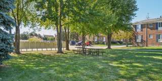 Southpointe Square Gallery 14