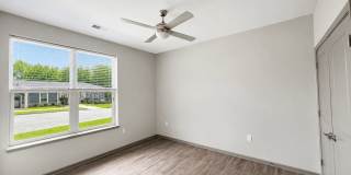 Crossing At Mill Creek - Affordable Housing Gallery 22
