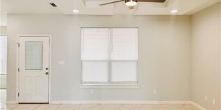 5506 N Crown Point Gallery 5