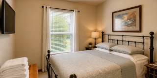 13600 Lakeshore Dr Gallery 14