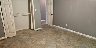 *Knoxville 37917 - FIVE bedroom, 2 bath newly remodeled home - Call Brad Croisdale (865) 805-9964 Gallery 3