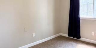 1492 E Woodruff Avenue Gallery 8