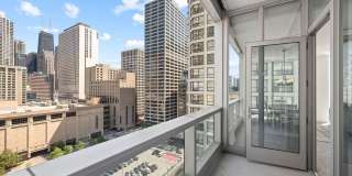 403 N Wabash Avenue Gallery 11