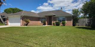 Very Well Maintained 3BR/2BA home Gallery 1