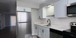 Welcome Home to Bellagio South Living: Where Comfort Meets Convenience Gallery 18