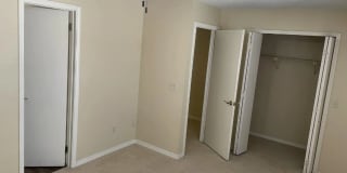 2 Bedroom Townhome in Lexington Square 2 Bedroom Townhome in Lexington Square Gallery 13