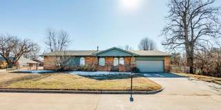 11208 Surrey Hills Boulevard Gallery 1