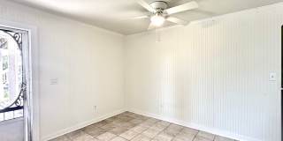 1/2 Block to the Beach & Main Beach Park! 1/2 Block to the Beach & Main Beach Park! Gallery 6