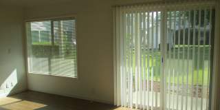 Weidler Plaza Gallery 6