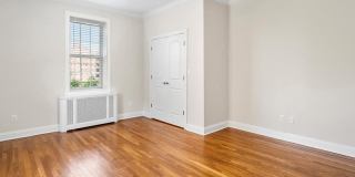 145-147 Summit Avenue Gallery 19