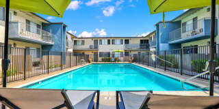 Sunset Square Gallery 9