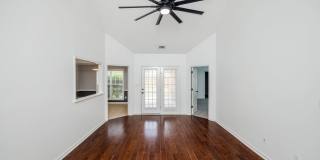 1053 Grove Landing Lane Gallery 9