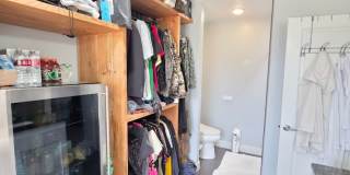 7 Bedroom Home in Bloomington Gallery 34