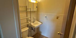 1660 E Main Street unit: 2D Gallery 25