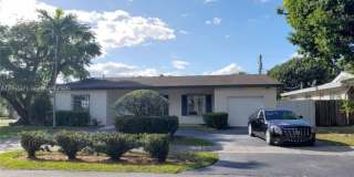 3040 SW 77th Ct Gallery 1