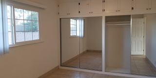 113-115A Gallery 8