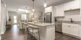Woodview Commons Gallery 43