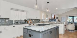 Beautiful Waterfront Single Story Home Gallery 5