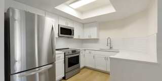 Meadow Glen Apartments Gallery 25