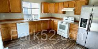 DuPont 4 Bedroom Single Family DuPont 4 Bedroom Single Family Gallery 5
