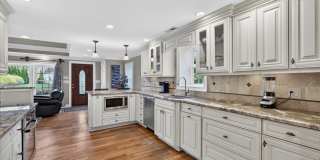 236 Clintonville Lane Gallery 3