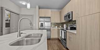 Harbor Hill Gallery 3