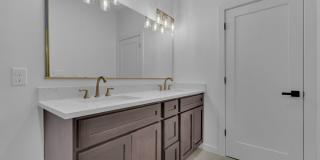 2bed/2.5bath Modern Townhomes! Gallery 159