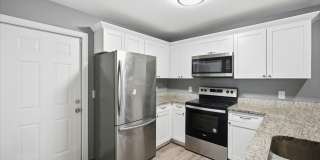 Fully Remodeled & Spacious 4 Bedroom Home - Don't miss it! Gallery 9