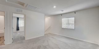 Upgraded 5 bedroom home in Cul-De-Sac!! Gallery 24