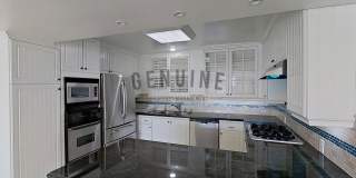 2Bd 2Ba Spacious Newport Bay Front Condo Gallery 5