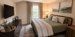 5936 Sawmill Woods Drive Gallery 8