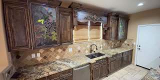 Beautiful 4 Bedroom - 2.5 Bath with Lots of Bonuses - Gilbert Gallery 6