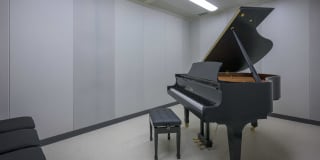 170 Amsterdam 170 Amsterdam Gallery 46