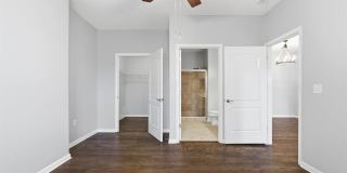7728 South Essex Gate Drive Gallery 31