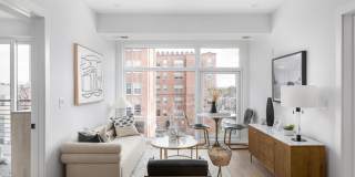 Modern 2BR/2BA with High Ceilings, W&D, Roommate-Friendly Floorplan Gallery 6