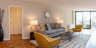 The Pierre Gallery 15