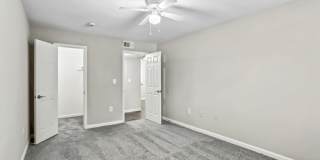Brentwood Apartments Gallery 26