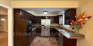 516 E. Stanford Gallery 6