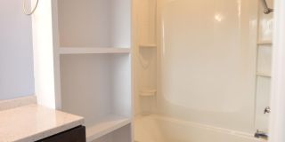 1008 Schall Place Gallery 13