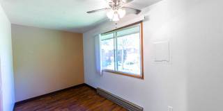 Royal Oaks Gallery 19