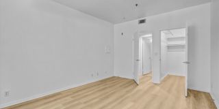2222 BEACHWOOD Dr Gallery 29