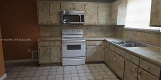 250 NW 63rd Ct Gallery 11