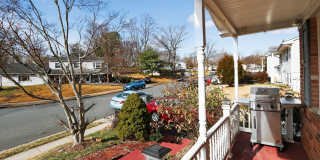 Charming Upper Floor 1BR/ 1 Bath/ Nothing Shared in Woodbridge Charming Upper Floor 1BR/ 1 Bath/ Nothing Shared in Woodbridge Gallery 3