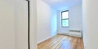 1321 Third Avenue Gallery 3