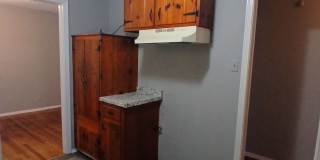 Charming 3 bedroom home - Open To Section 8 Gallery 8