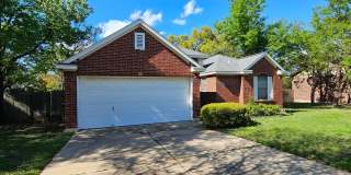 Beautiful 4 Bed / 2 Bath Single Story in the Woods At Crystal Falls Gallery 1