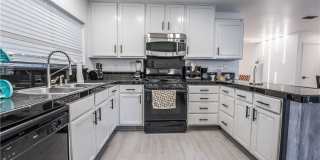 2364 Belvedere Drive Gallery 25