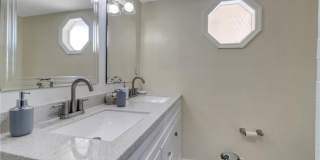 562 Goldcoast Ct Gallery 16