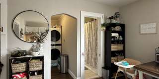 383 Davis Street Gallery 6