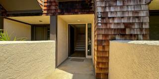 Luxurious Coastal Living: Fully Remodeled 3-Bed, 3.5-Bath with Ocean Views in Sea Point Gallery 7